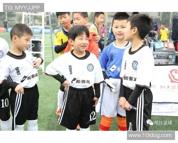 广东足球球星的崛起与挑战：从青训到职业生涯的成长轨迹