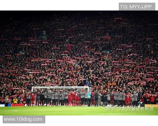 足球场最耐撞的球星是谁 他如何在激烈碰撞中依然屹立不倒